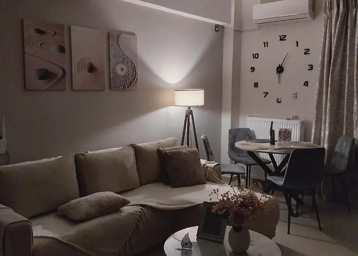 L28 Апартаменты Триполис